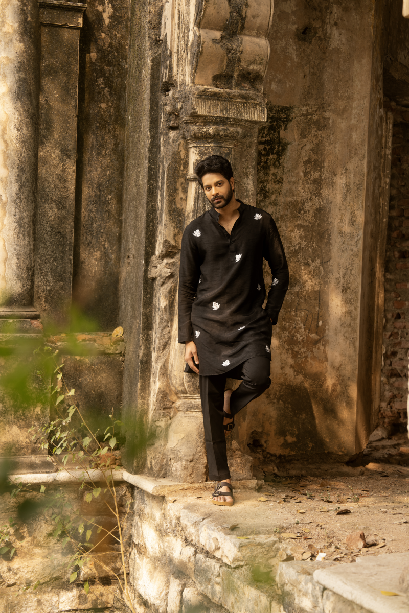 Black handcrafted kurta pants set men ethnic festive wear